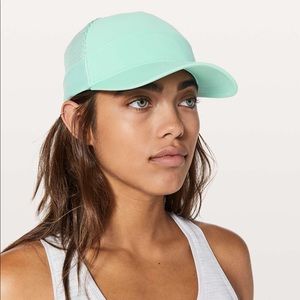 NWT Lululemon Dash and Splash Cap II Teal